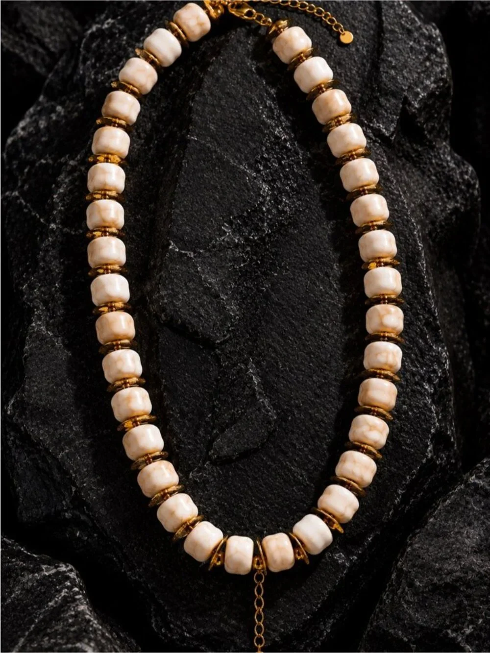 Cream and Gold Marble Resin Bead Necklace